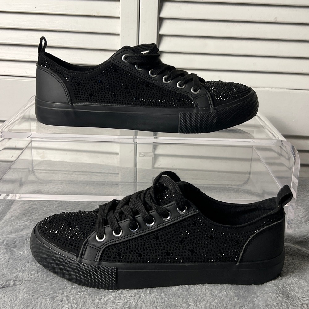 Torrid Embellished Rhinestone Lace Up Sneakers 9.5 WW Wide Width